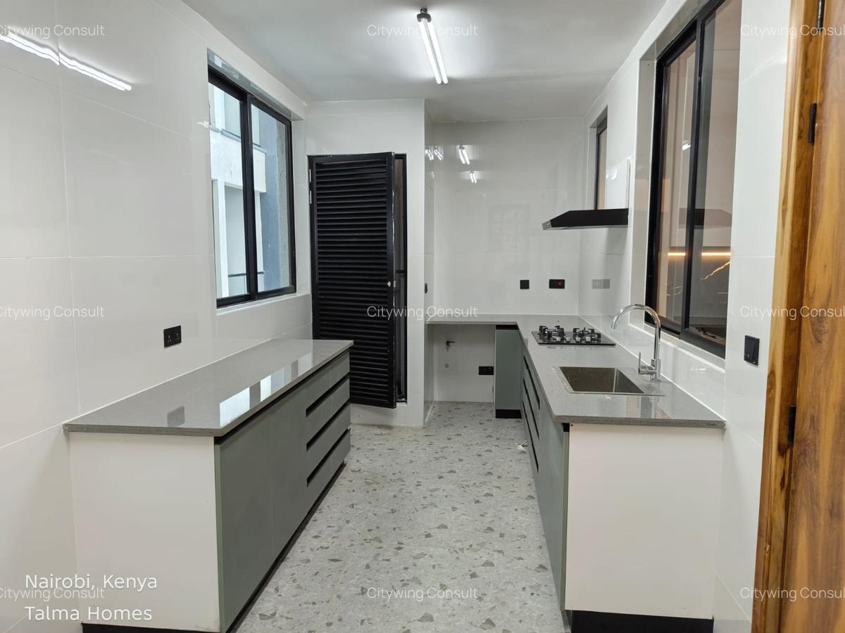 2 Bed Apartment with En Suite at Peponi Road - 5
