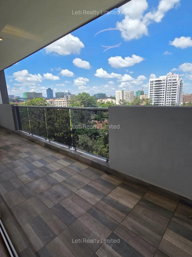 2 Bed Apartment with En Suite in Riverside - 13