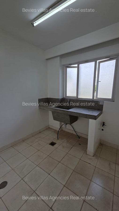 2 Bed Apartment with En Suite at Westlands - 13