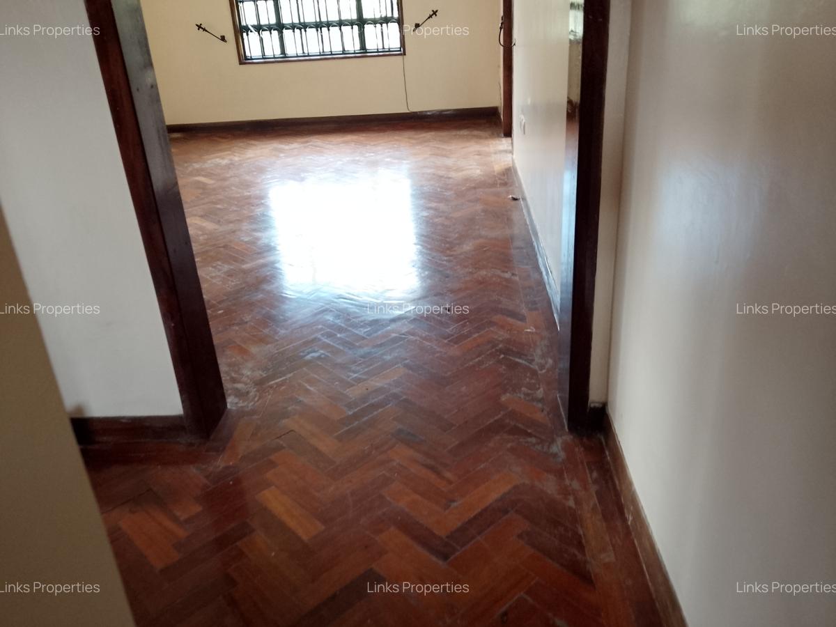 5 Bed Townhouse with En Suite at Karen - 11