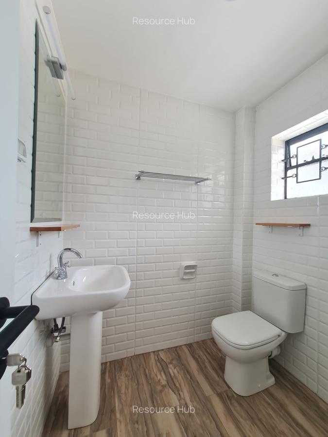 1 Bed Apartment with Borehole at Hurlingham - 8