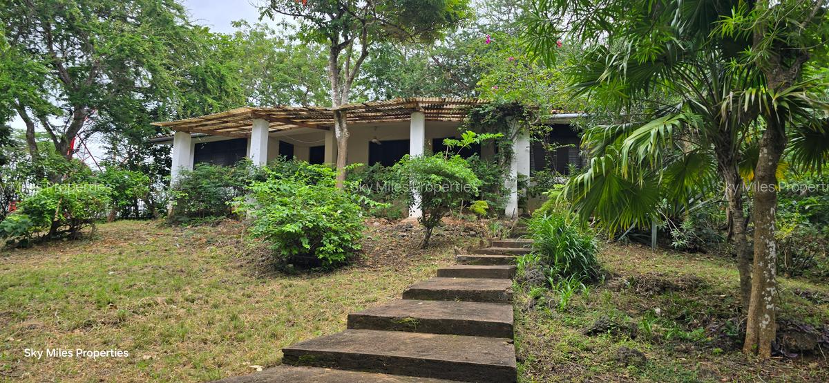 4 Bed Villa with En Suite at Kikambala - 19