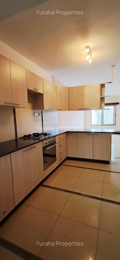3 Bed Townhouse with En Suite at Nyali - 8