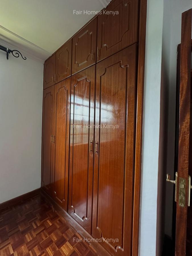 4 Bed Townhouse with En Suite at Lavington Green - 14