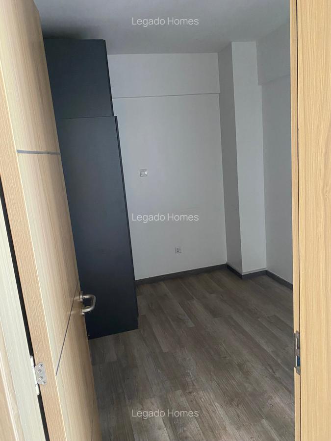 Serviced 3 Bed Apartment with En Suite at Othaya Road - 17