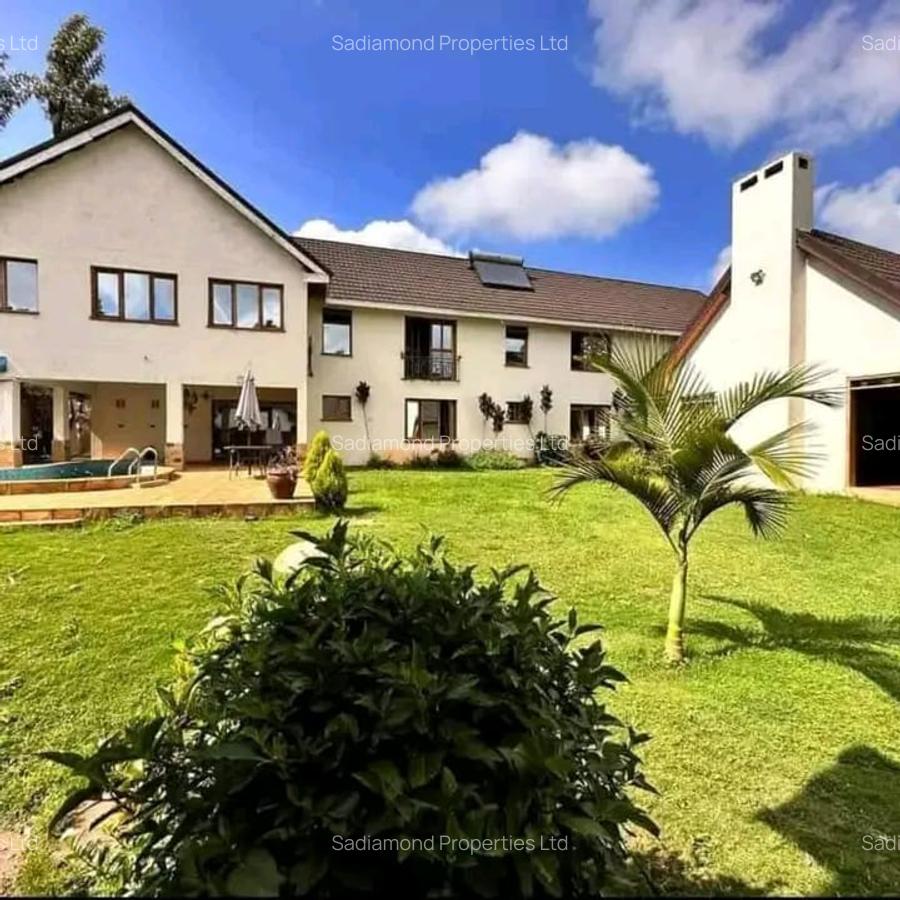 7 Bed House with En Suite in Ridgeways - 14