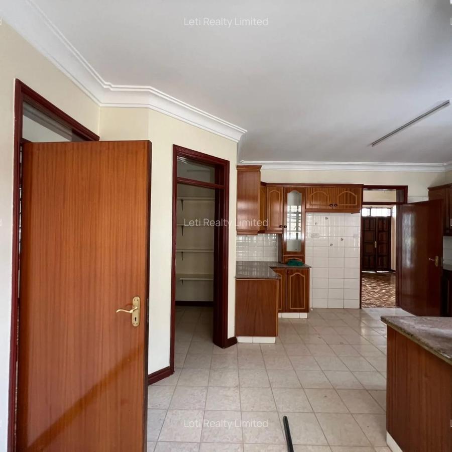 4 Bed Townhouse with En Suite in Kileleshwa - 5