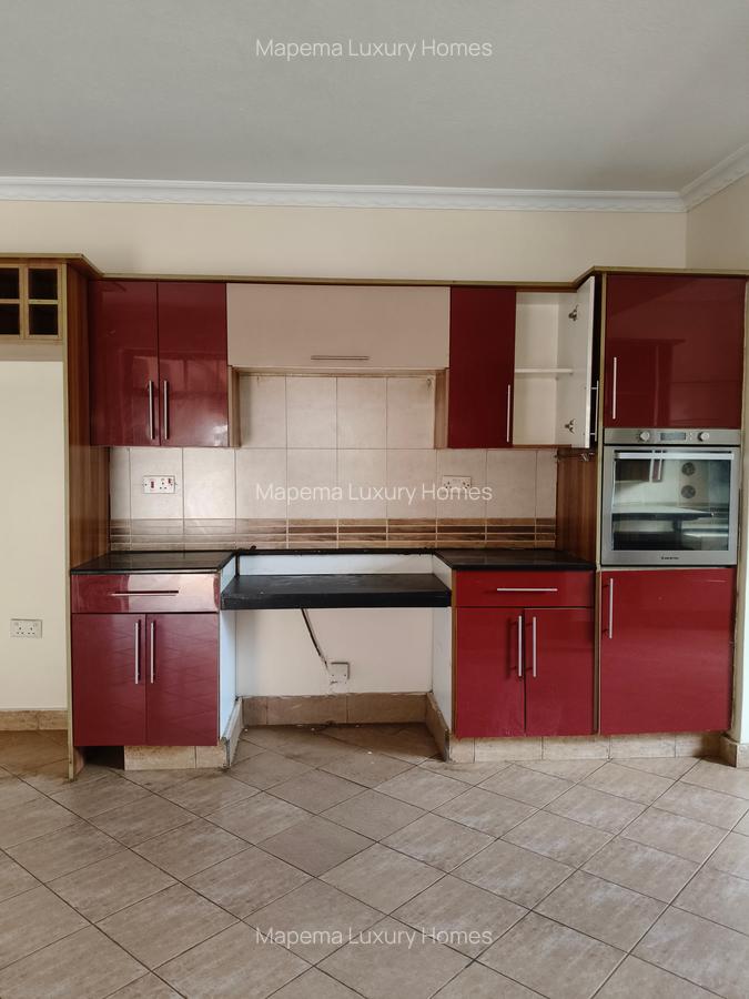 5 Bed House with En Suite at Magadi Road - 9