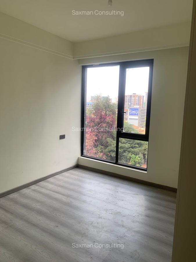 2 Bed Apartment with En Suite in Westlands Area - 10