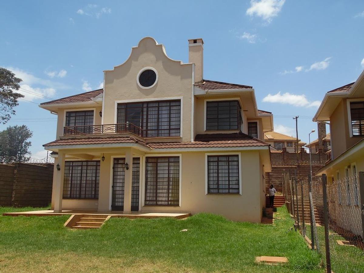 4 Bed House with En Suite in Runda - 1