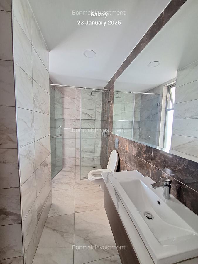 3 Bed Apartment with En Suite at Brookside Drive - 11