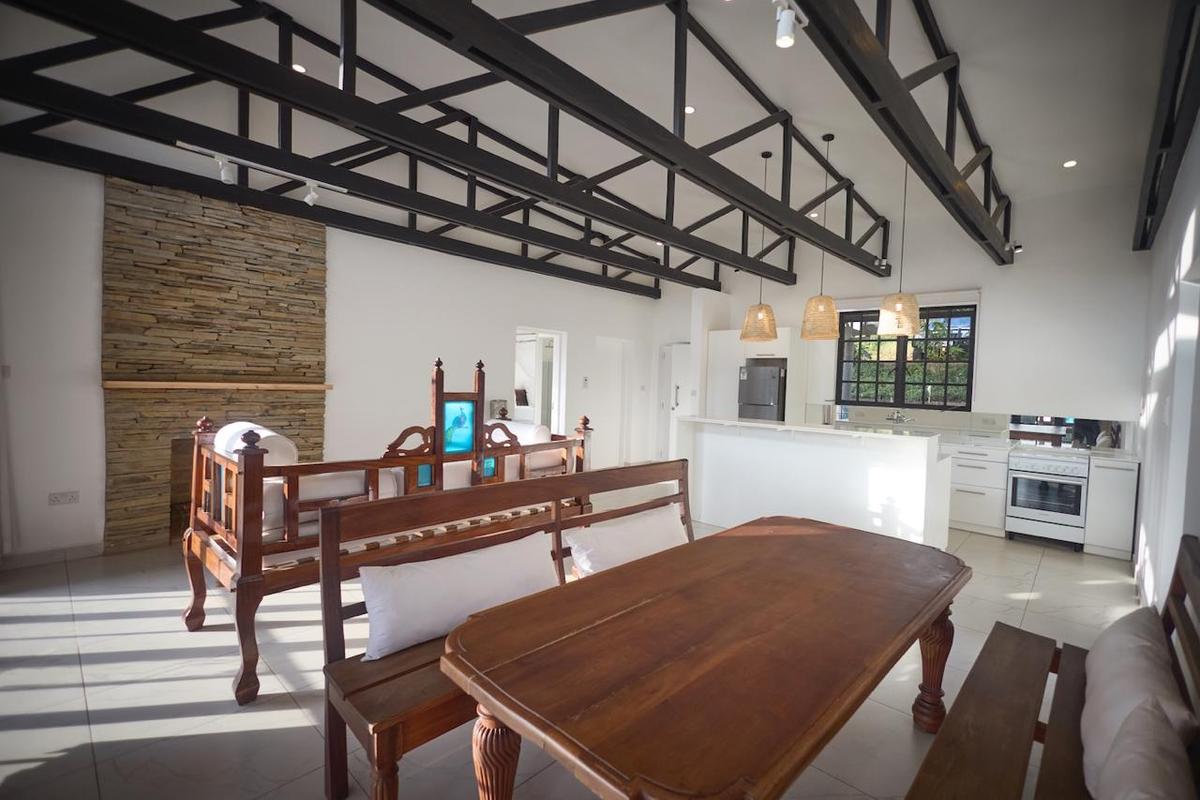 2 Bed Townhouse with En Suite at Kinanda Road - 11