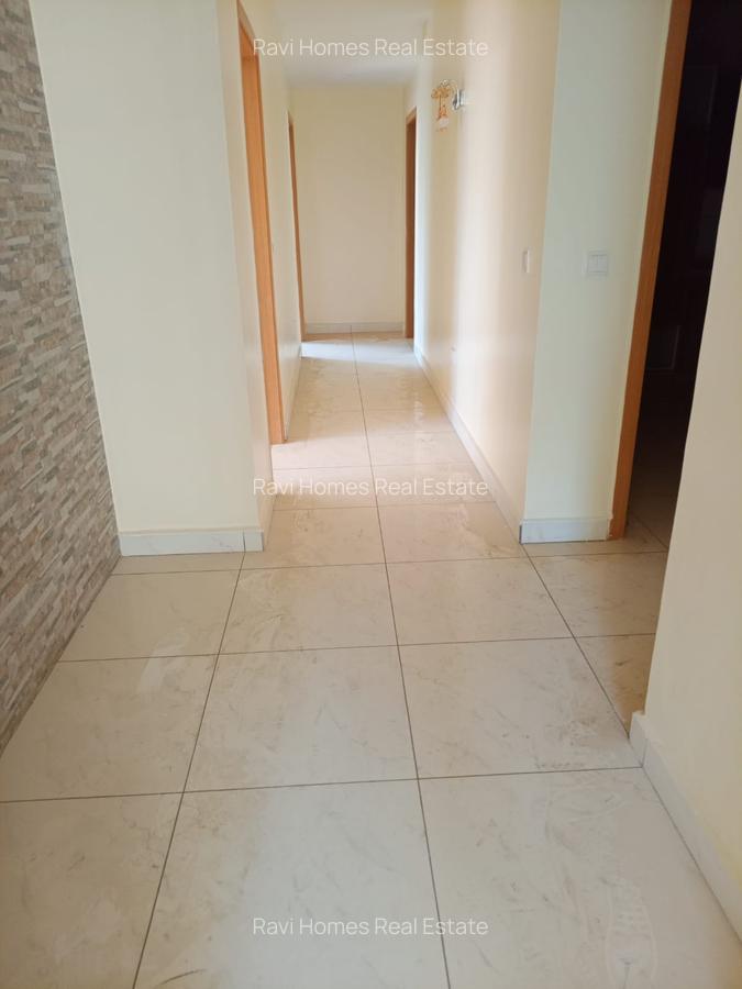 3 Bed Apartment with En Suite in Kilimani - 5