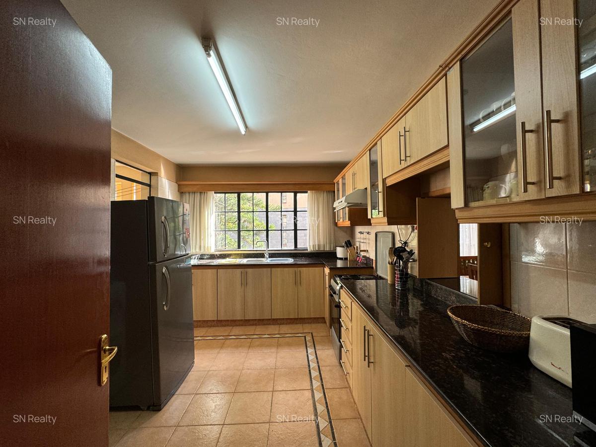 3 Bed Apartment with En Suite in Riara Road - 8