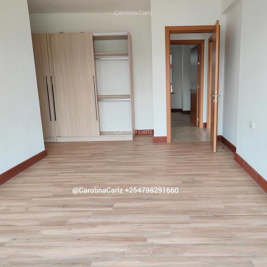 3 Bed Apartment with En Suite at City Park Drive - 17