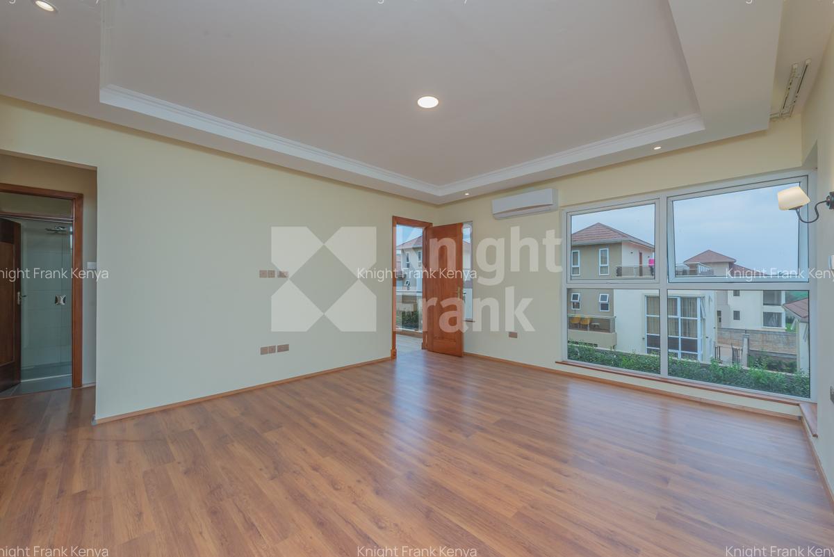 4 Bed Villa with En Suite in Kiambu Road - 8