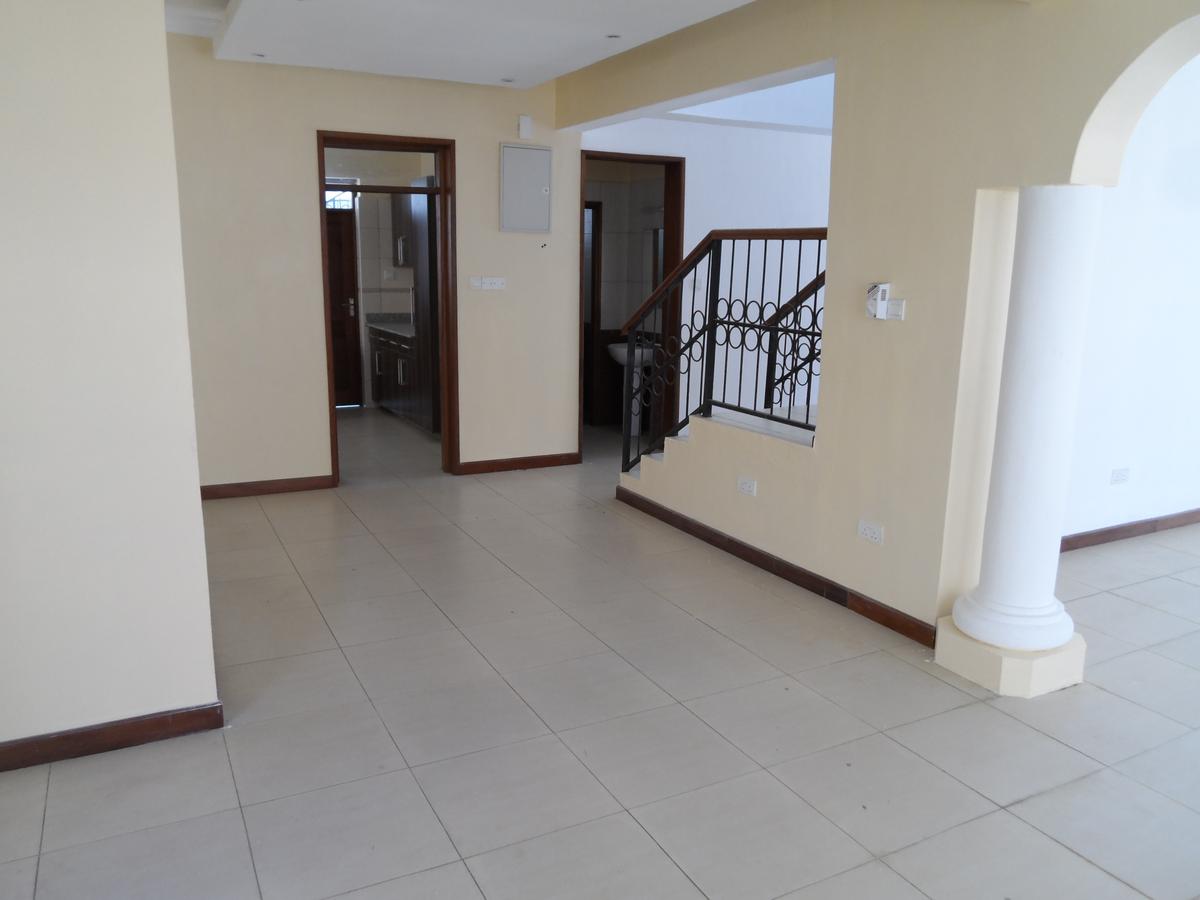 4 Bed Apartment with En Suite at Nyali - 7