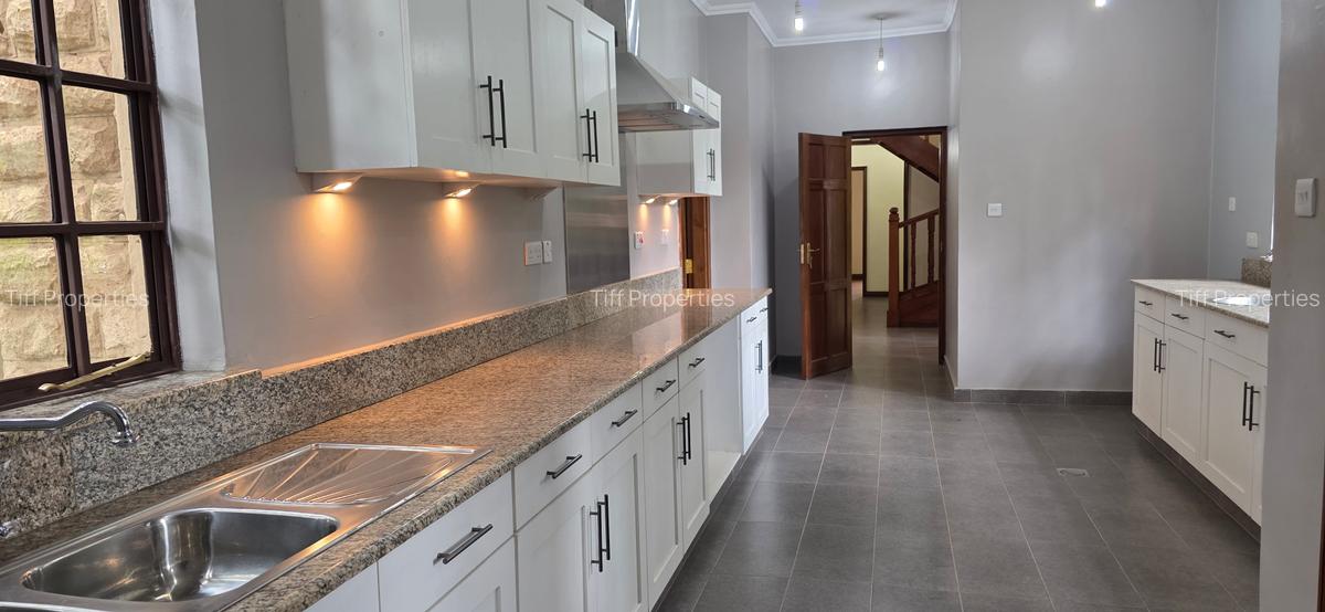 5 Bed Townhouse in Karen - 7