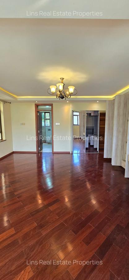 5 Bed Townhouse with En Suite in Lavington - 12