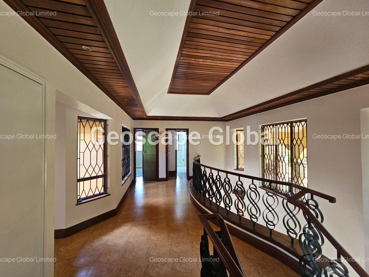 5 Bed House with En Suite in Runda - 5