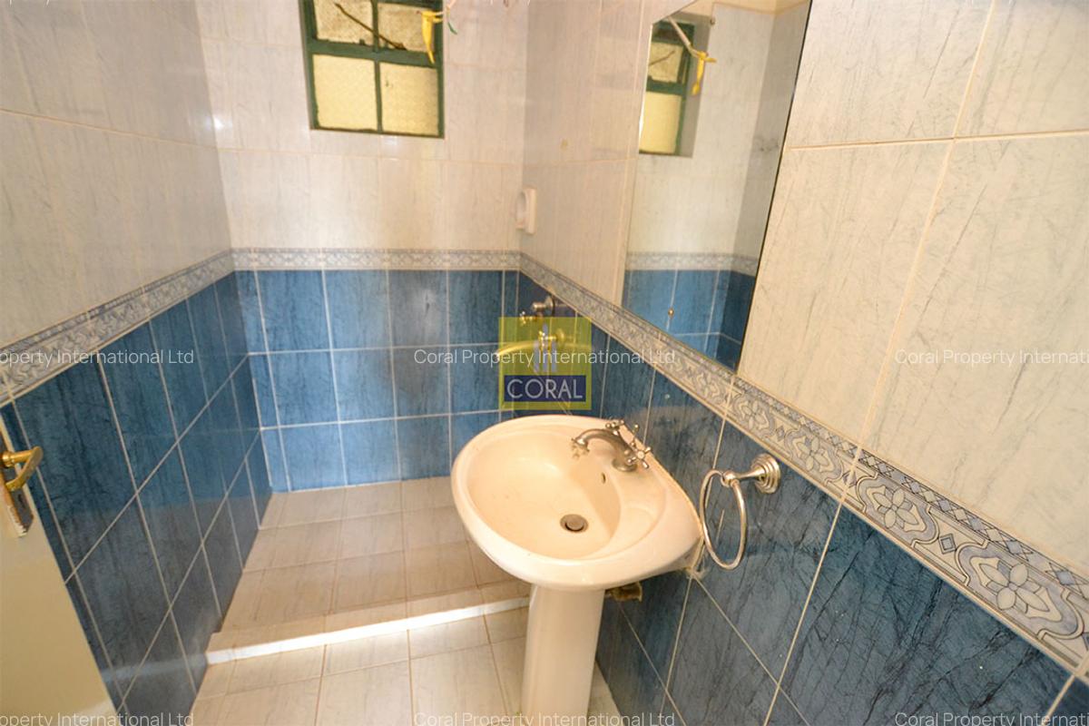 3 Bed Apartment in Rhapta Road - 13