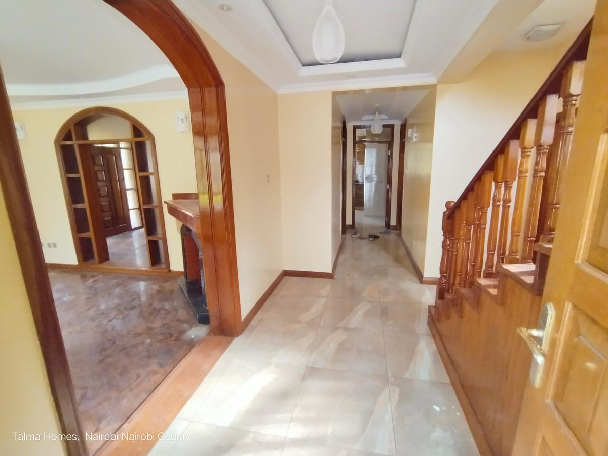 4 Bed Townhouse with En Suite at Muthangari Road - 17