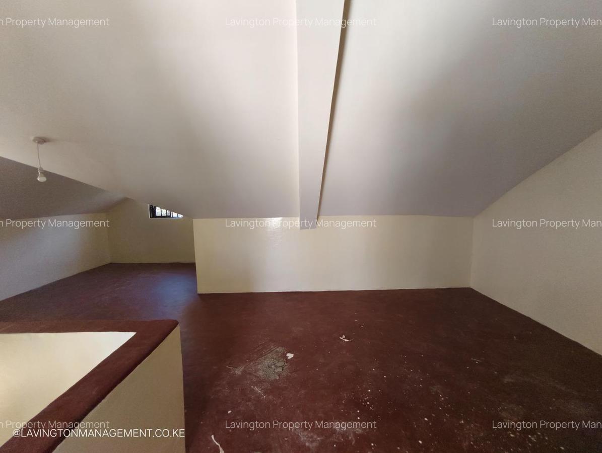 4 Bed Townhouse with En Suite at Lavington Green - 15