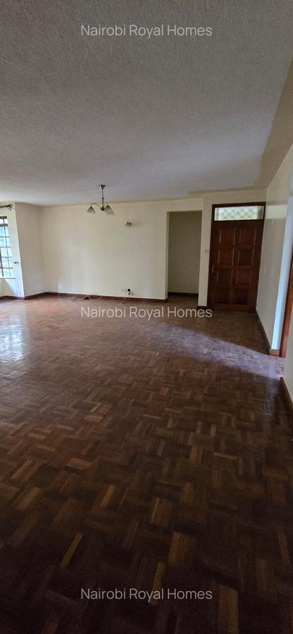 3 Bed Apartment with En Suite at Oak Wood 45 - 5