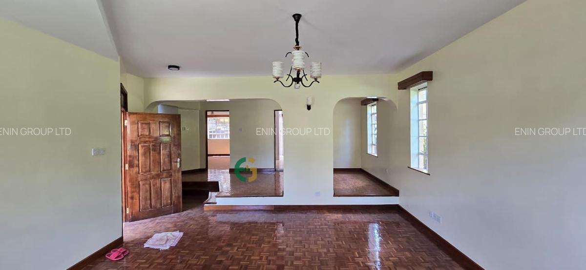 4 Bed Townhouse with En Suite in Lavington - 7