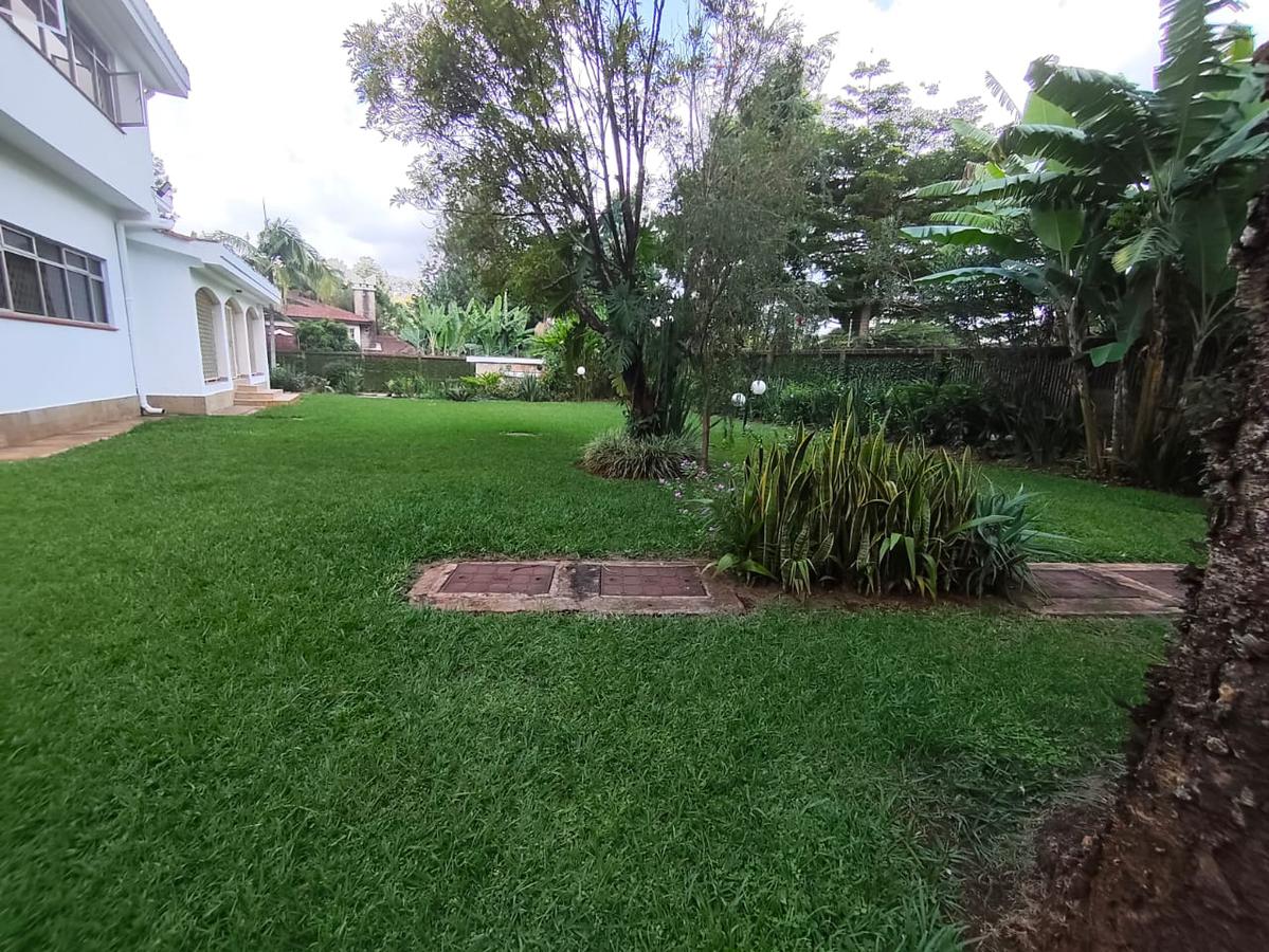 5 Bed House with Swimming Pool in Runda - 12