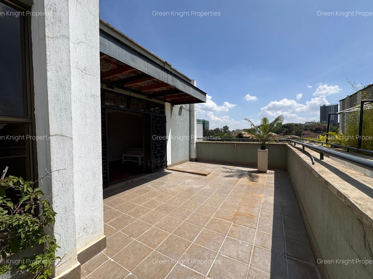 Serviced 3 Bed Apartment with En Suite in Lavington - 11