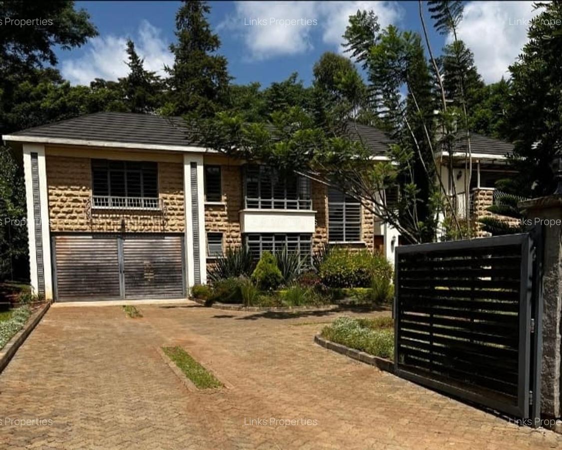 5 Bed Townhouse with En Suite at Karen - 16