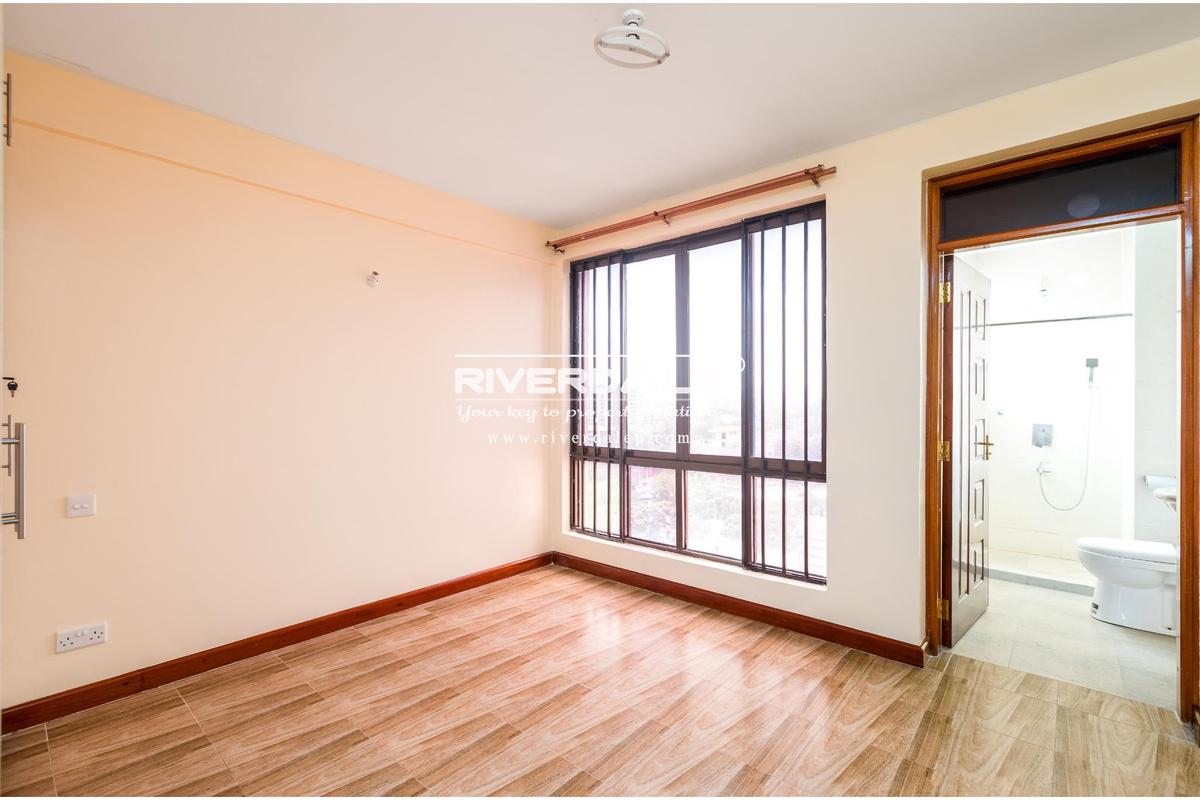 3 Bed Apartment with En Suite in Parklands - 9