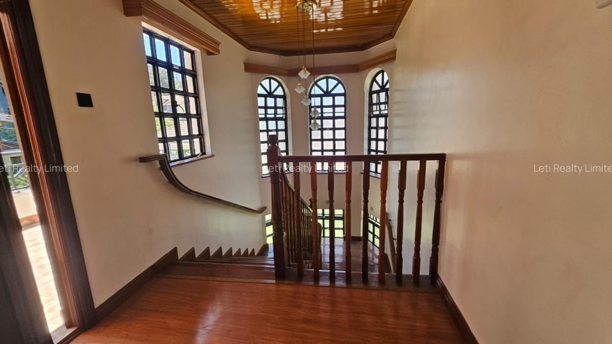 5 Bed Townhouse with En Suite in Lavington - 7