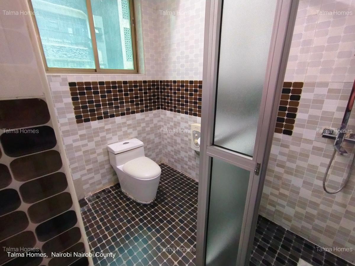 3 Bed Apartment with En Suite at Valley Arcade Area - 15