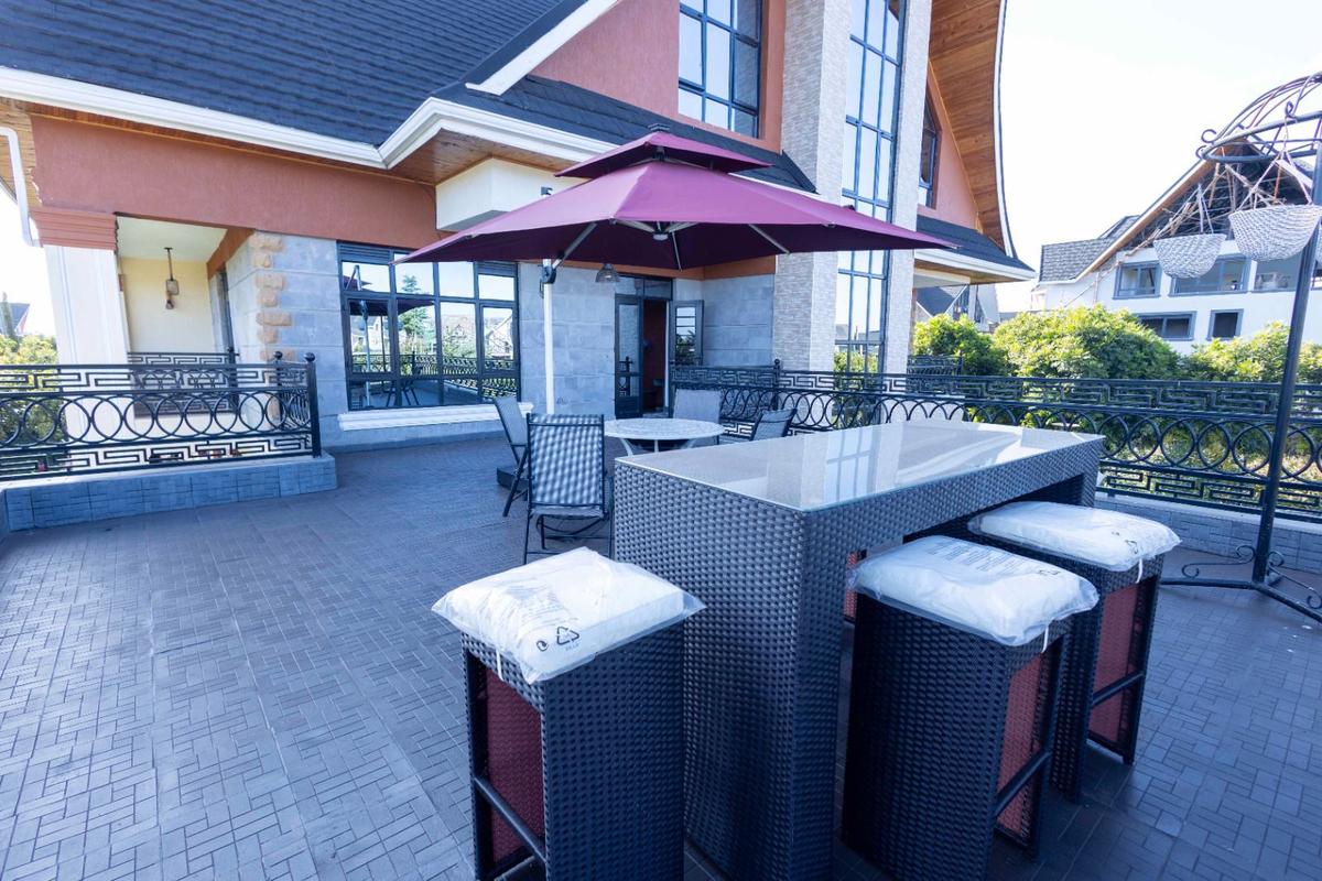 6 Bed House with En Suite at Daykio Bustani - 7