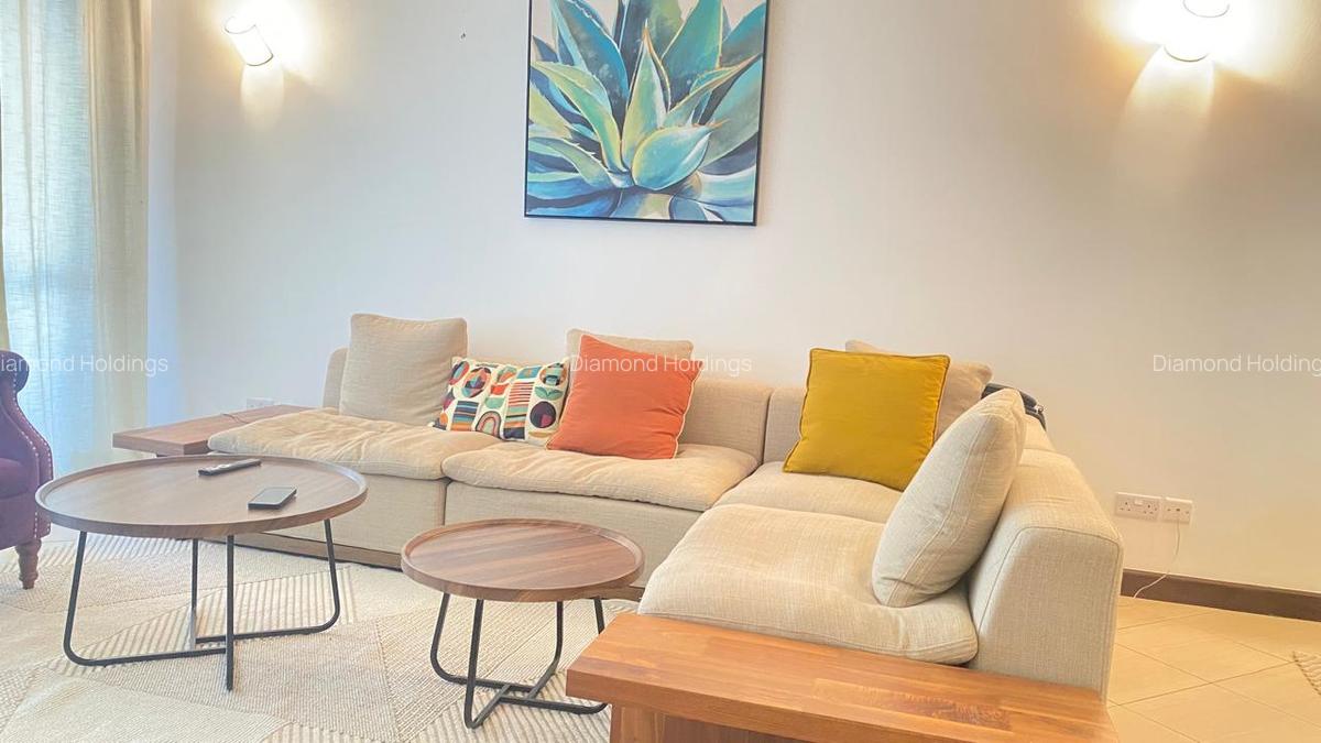 Serviced 2 Bed Apartment with En Suite at Brookside - 10