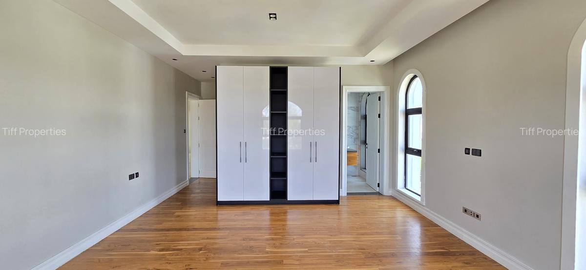 5 Bed Townhouse in Loresho - 8