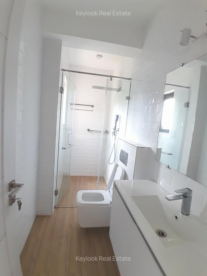 3 Bed Apartment with En Suite in Lavington - 11