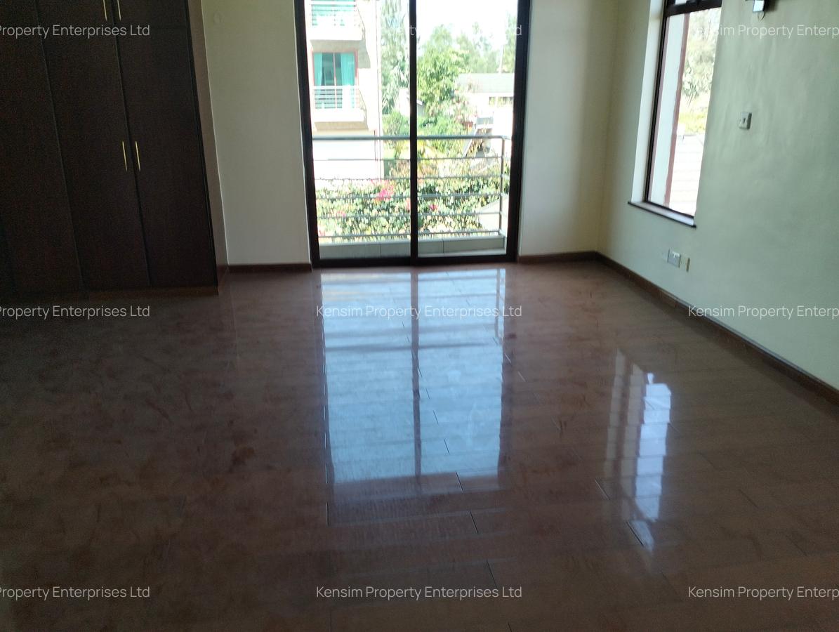 5 Bed Townhouse with En Suite in Karen - 17