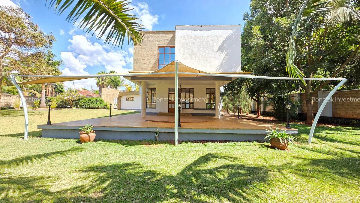 4 Bed House with En Suite at Old Runda - 14