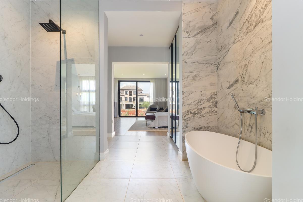 4 Bed Villa with En Suite in Runda - 11