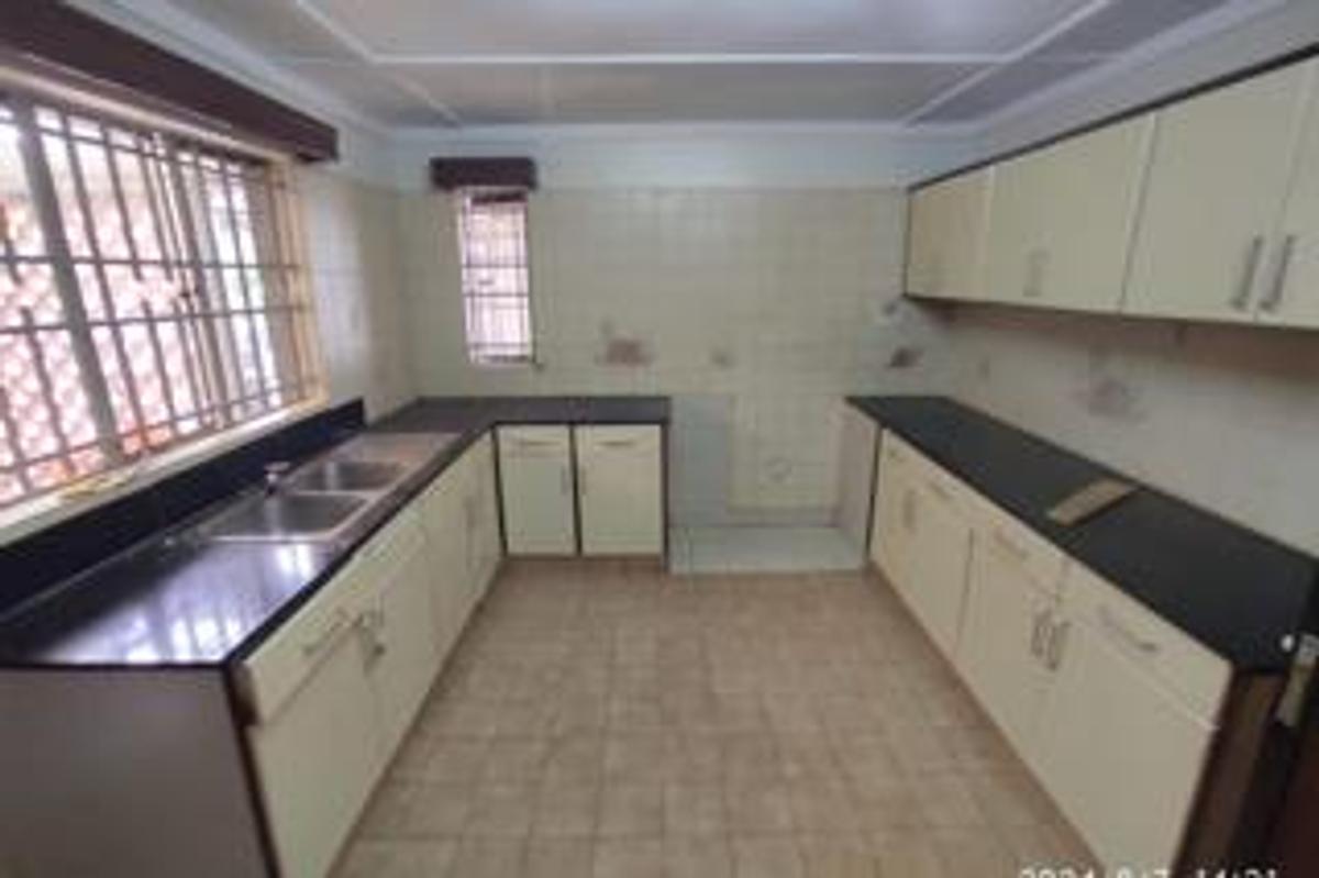 4 Bed Townhouse with En Suite at Kileleshwa - 2