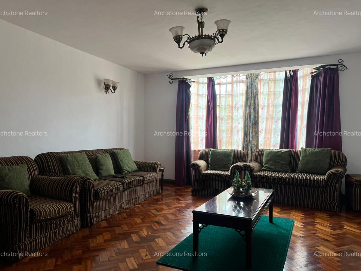 6 Bed House with Garden in Runda - 3