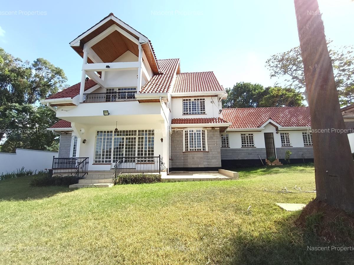 5 Bed House with En Suite at Mimosa - 3