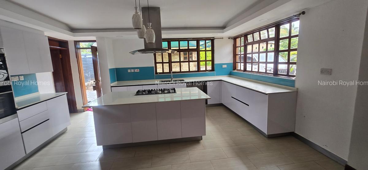4 Bed House with En Suite at Runda Road - 17