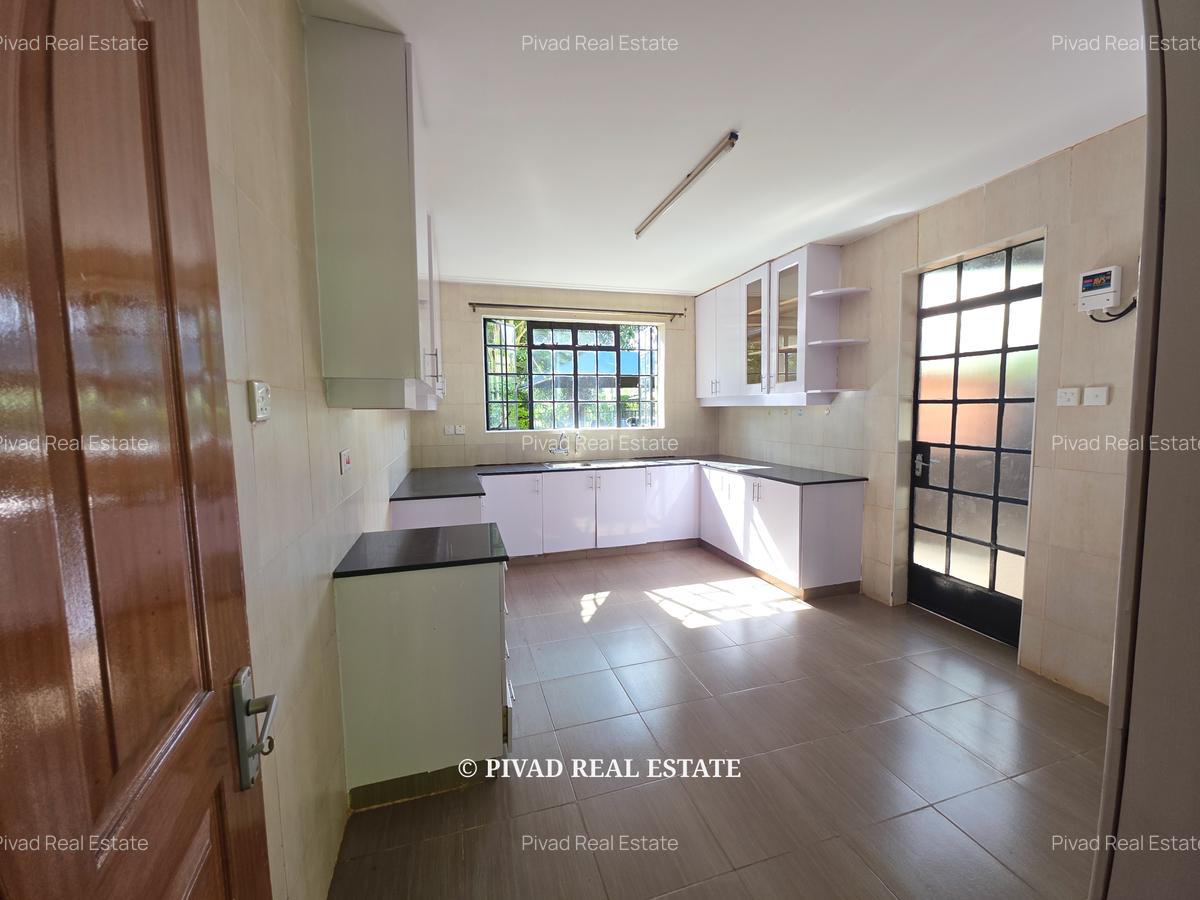 4 Bed Townhouse in Kiambu Road - 4