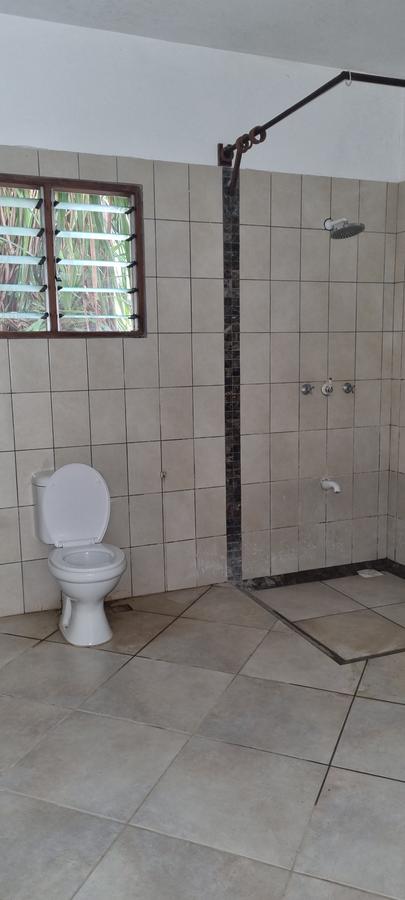 Serviced 3 Bed Apartment with En Suite at La-Marina Mtwapa - 16