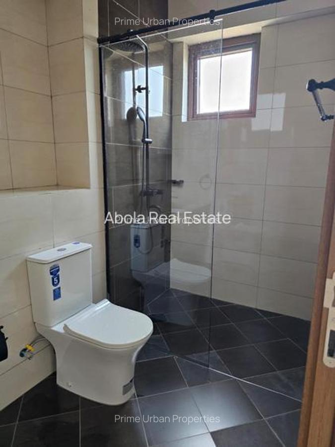 3 Bed Apartment with En Suite in Westlands Area - 5