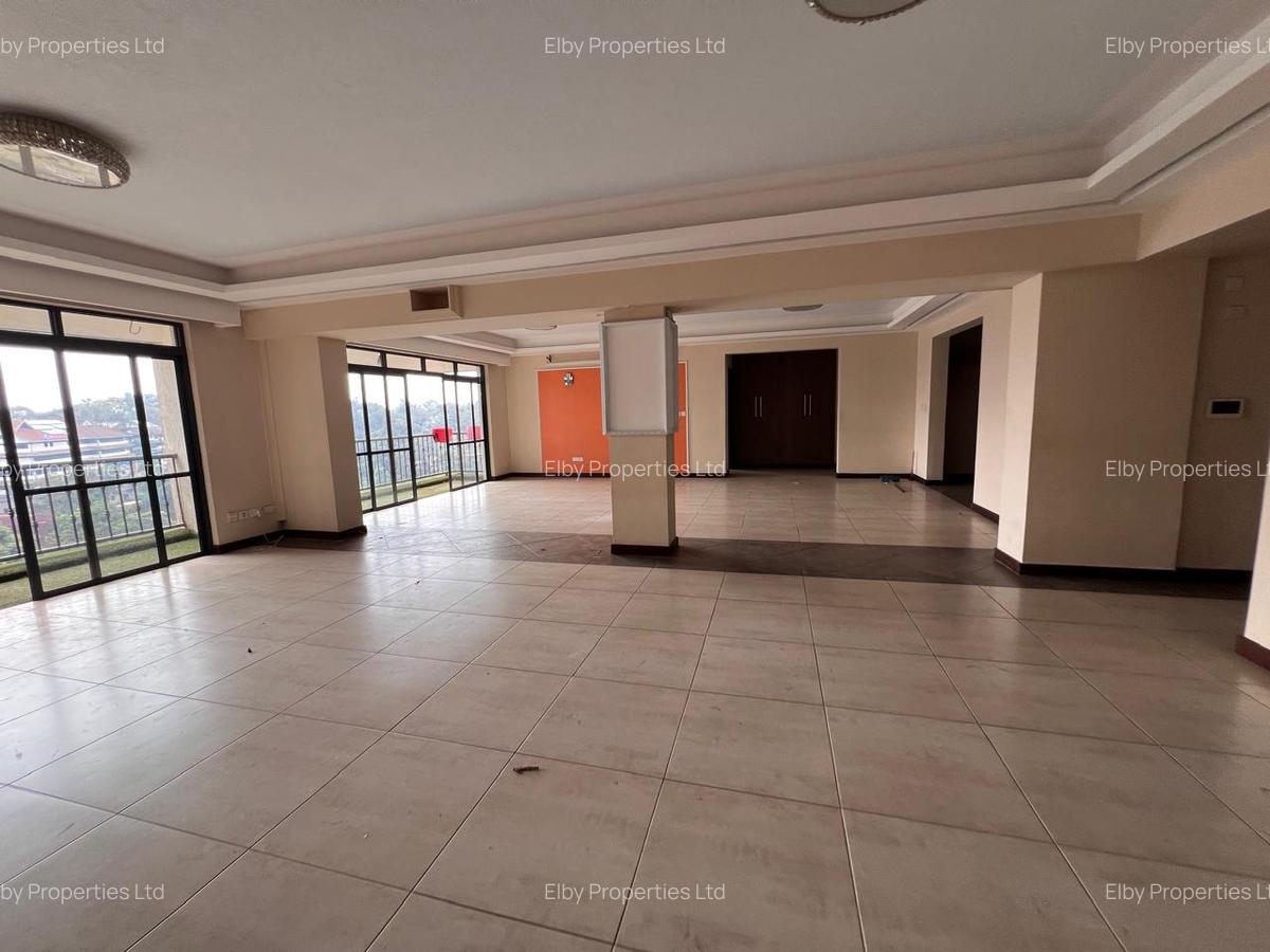 Serviced 6 Bed Apartment with En Suite in Parklands - 19